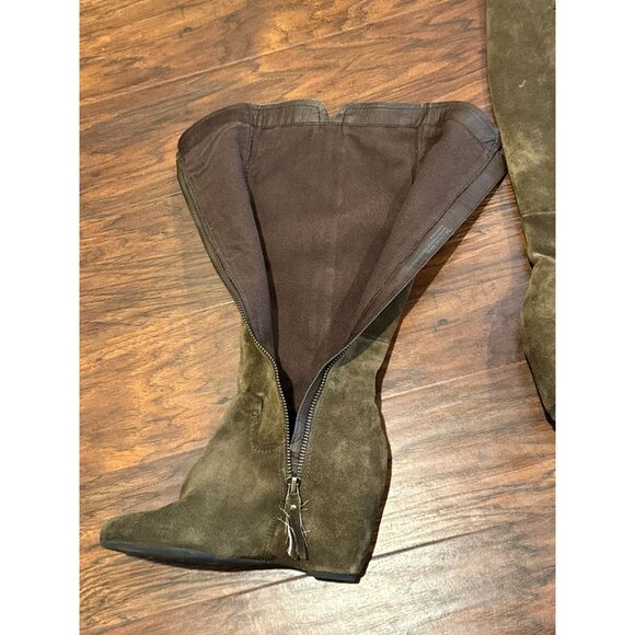 Franco Sarto olive Green Knee-High Suede Wedge Boots Side Zipper Closure Sz 5 - Picture 4 of 6